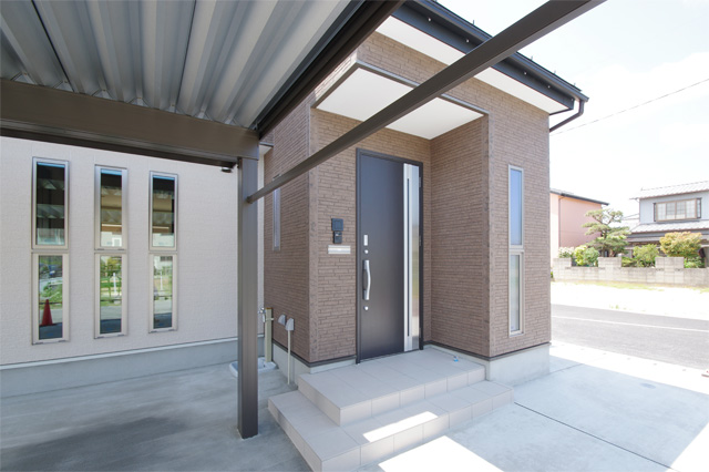 ハーバーハウスの新築 家づくり 事例「大きな窓・床暖房付の快適ハウス」（IZU）