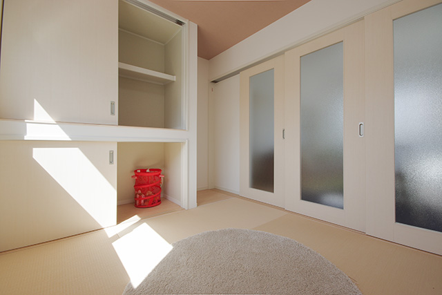 ハーバーハウスの新築 家づくり 事例「床暖房でポカポカ　シンプル・ミニマムスタイル」