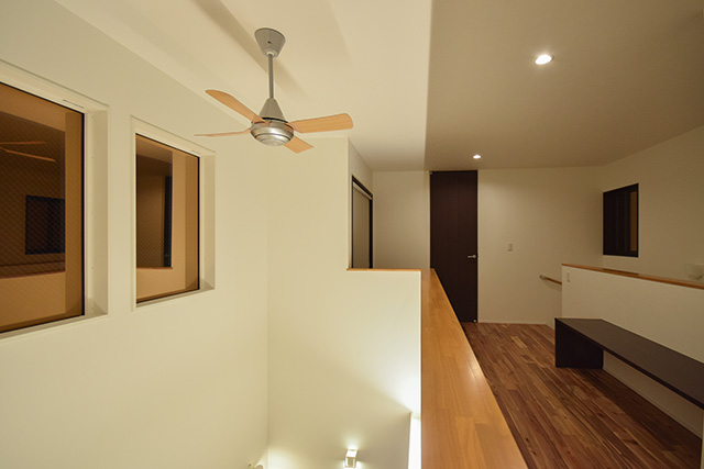 ハーバーハウスの新築 家づくり 事例新潟市中央区「デザイン性のあるモダンな浴室と吹き抜けにやわらかな光の照明が届く家(adhouse)」住宅完成見学会