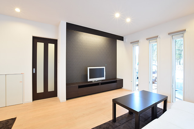 ハーバーハウスの新築 家づくり 事例「床暖房と間接照明で充実！ シンプルモダンの家」