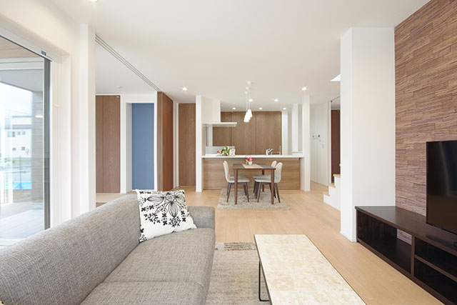 ハーバーハウスの新築 家づくり 事例「樹脂サッシ・床暖房・エネファーム採用！オープンキッチンのある快適エコ住宅」