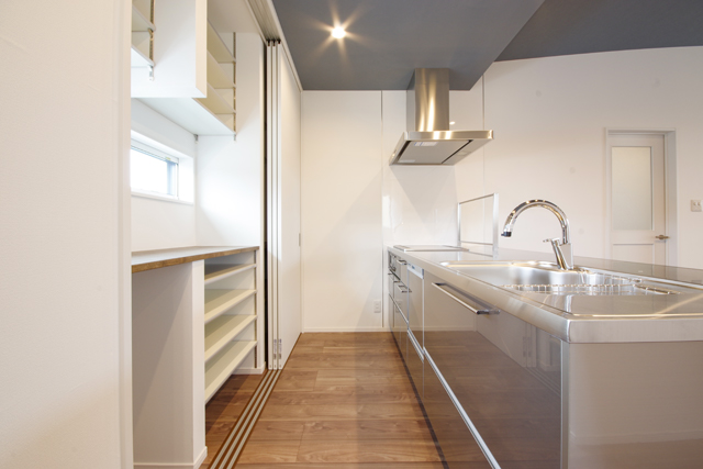 ハーバーハウスの新築 家づくり 事例「こだわり満載！２世帯で暮らすオープンキッチンのあるお家」（MIRAI）