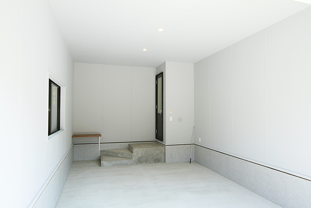 ハーバーハウスの新築 家づくり 事例「ガルバリウム外壁とペットに優しい床材のある家」