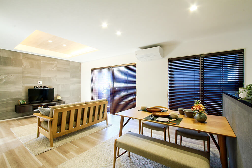 折り上げ天井 間接照明で魅せるldkの家 ハーバーハウス株式会社 新潟 三条 長岡 上越 長野