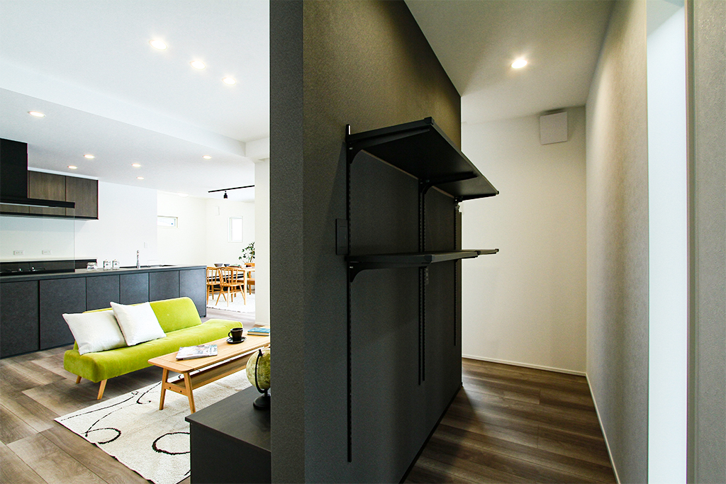 ハーバーハウスの新築 家づくり 事例「GRANDE 大空間LDK×造作家具×床暖房！小上がり和室もある機能性バツグンの家」