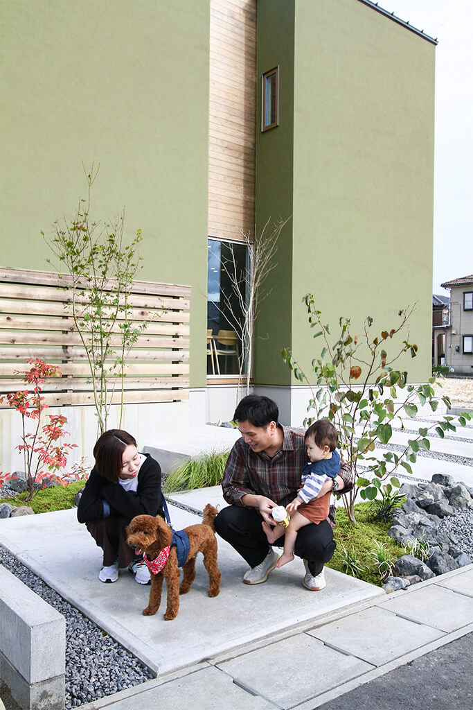 ハーバーハウスの新築 家づくり 事例「船江町モデルハウス！家族の時間を楽しむモスグリーンの塗り壁の家」